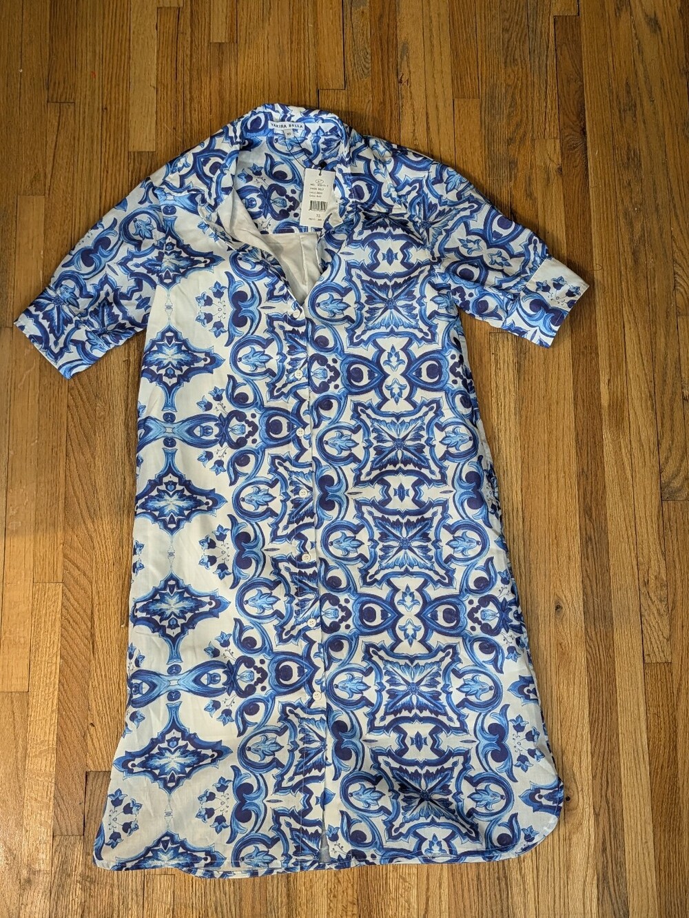 NWT Yakira Bella Laila Blue Majolica Tile Shirt Dress